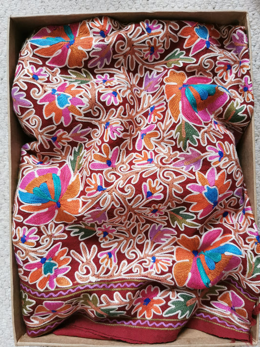 Ari Embroidered Stole